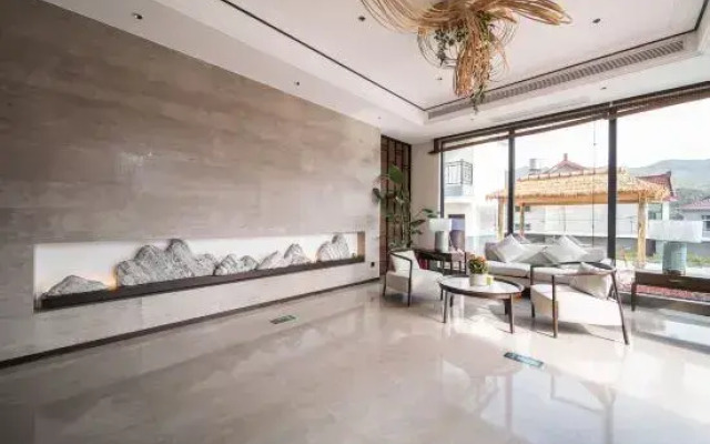 Anji Zhuyin Wild Luxury Holiday Homestay (Hello Kitty)