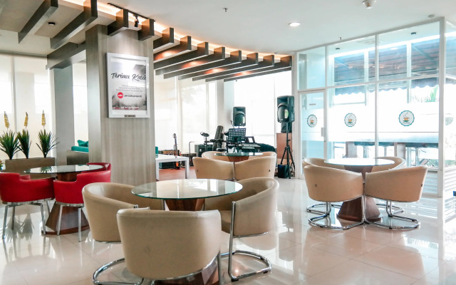 OYO Flagship 755 Appartel Grand Dhika City