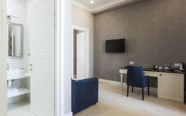 Lifferent Hotel  Spa