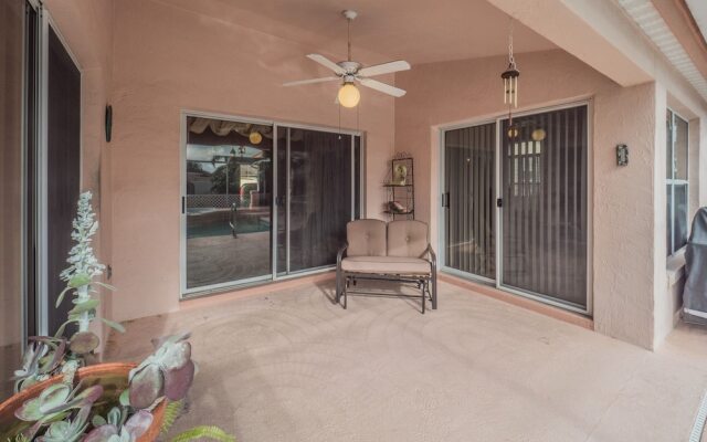 Lopez Lane 1302 by White Pelican VR