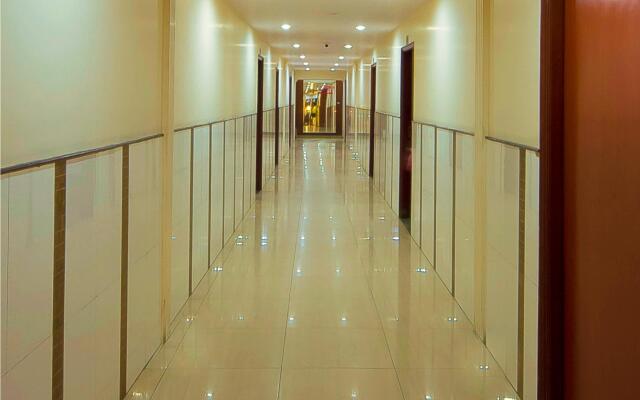 Airport Hotel Vishal Residency