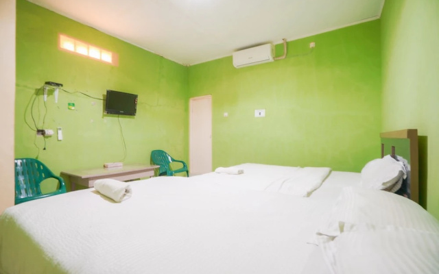 Urbanview Hotel Mine Residence Syariah