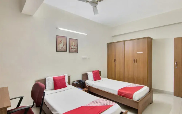 OYO 12458 SilverKey Madhapur