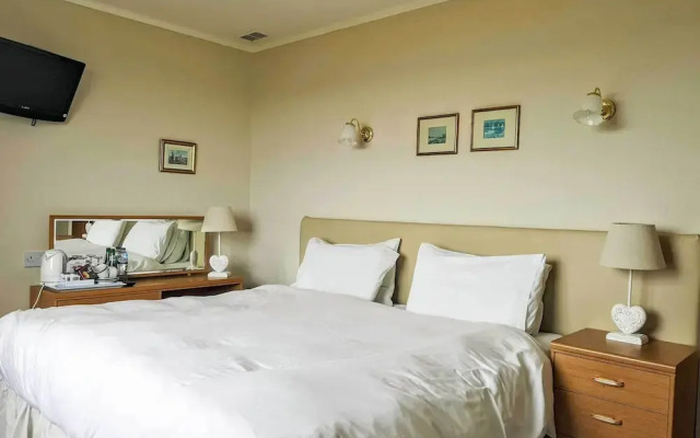 Loch Roag Guest House & Eshcol Guest House