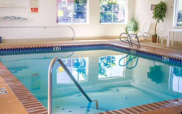 Quality Inn & Suites Longview Kelso