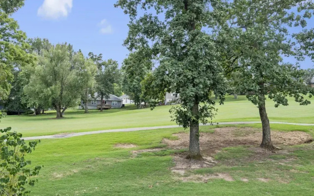 Branson Sweet Retreat - 2 BDR