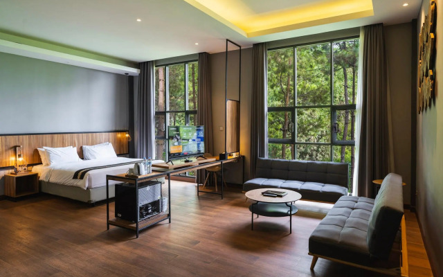 Green Forest Resort & Wedding Bandung