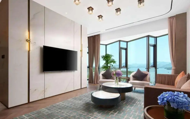 Grand Mercure Hangzhou Qingshan Lake