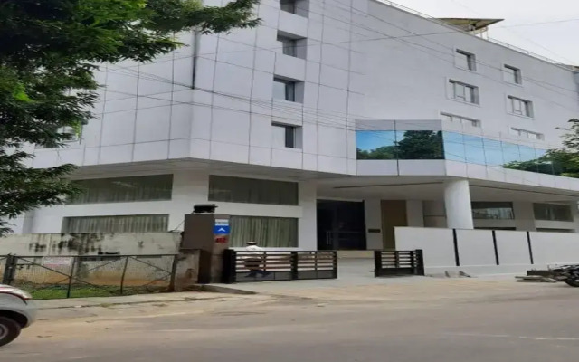 S Hotel