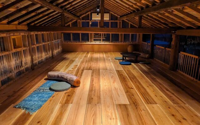 Aso Sakura Ark - Hostel