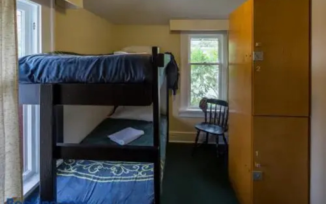 HI-Penticton Hostel
