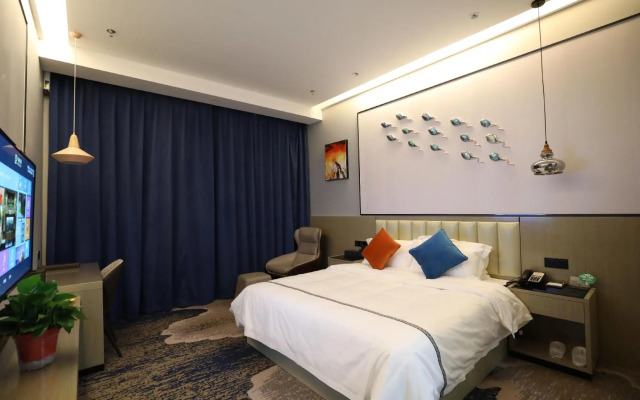 F City Hotel (Gongzhuling Railway Station)