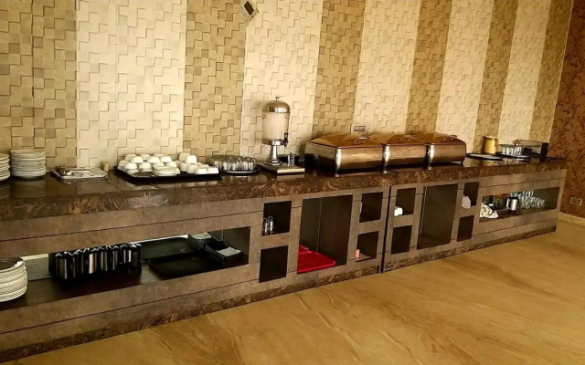 C Pearls Hotel  Banque