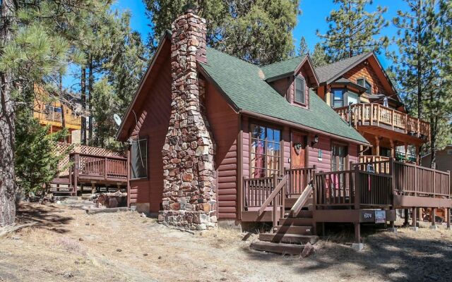Serenity Slopes by Big Bear Cool Cabins
