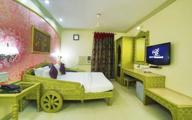 Hotel Samrat International