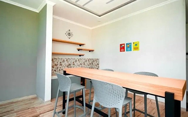OYO Life 3273 Kanaan Residence