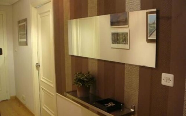 Apartment in Santiago de Compostela 100068