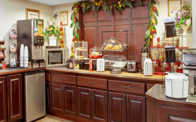 Days Inn by Wyndham Adairsville