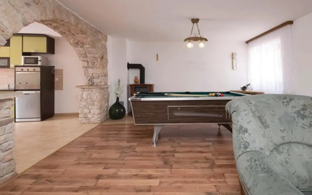 Beautiful Home in Vodnjan With Wifi and 3 Bedrooms