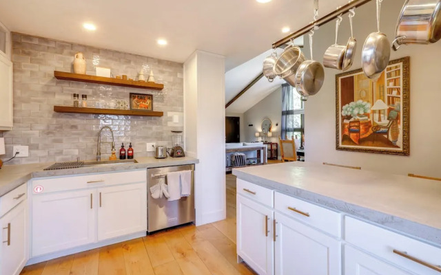 Townhome Near Dtwn Flagstaff: Grill, Golf & Relax!