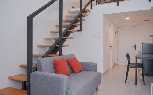 Spacious And Homey Studio Loft At Kingland Avenue Apartment