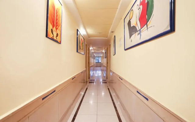Hotel de Rajanigandha