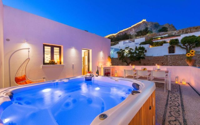 Luxury Rhodes Villa Diamond Villa Hot Tub Beautiful Terrace 3 Bdr Lindos