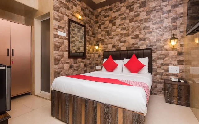 OYO 16119 Hotel Oliver