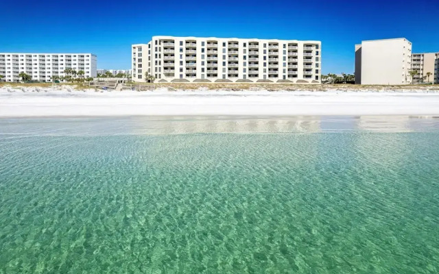 Inlet Reef 609 4 Bedroom Condo by RedAwning