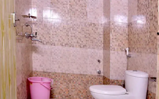 OYO 3950 Hotel Hayat Rabbani