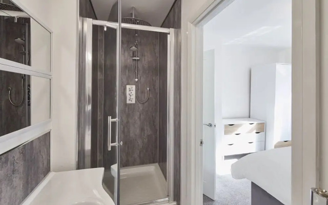 Host Stay Dacama Dene Grove