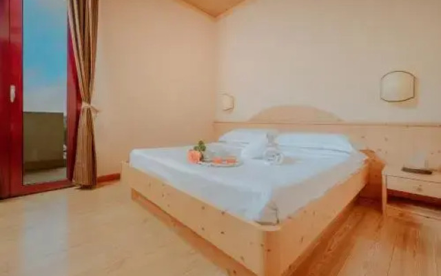 Garden Relais