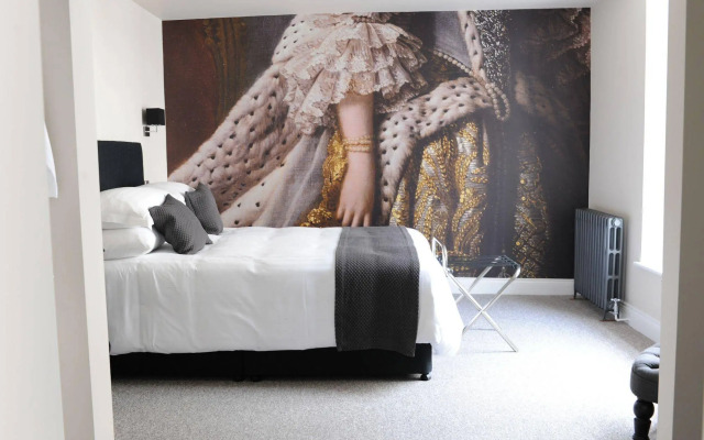 Swain House Boutique B&B