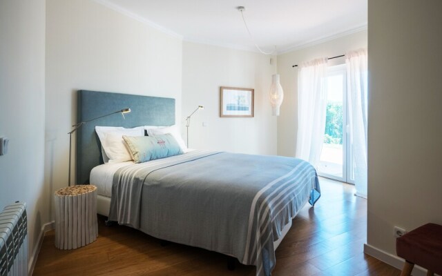 Sintra Surf Family Villa