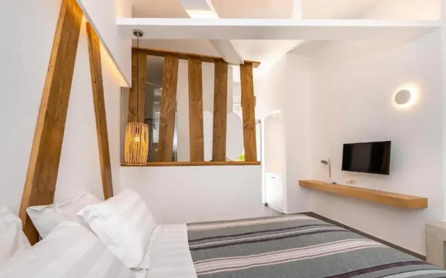 Santorini View Hotel, Adults Only 16+