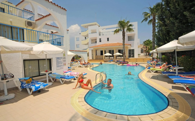 Petrosana Hotel Apartments