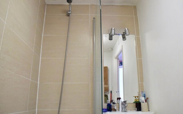 Bright 1 Bedroom Flat By Baker Street