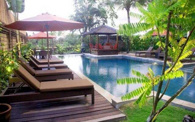 Villa Anyar