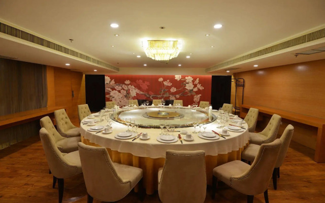 Qingdao Wushengguan Holiday Hotel