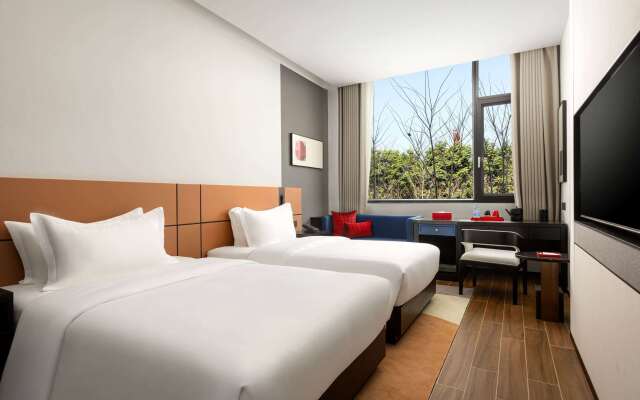 Ramada BY Wyndham Xishuangbanna Jinghong