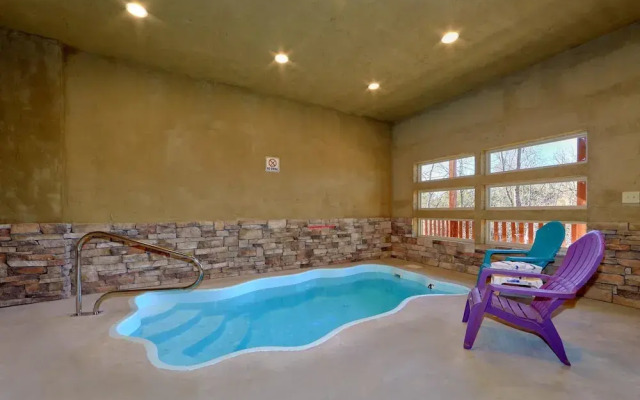 Alpine Pool Lodge Holiday home 2