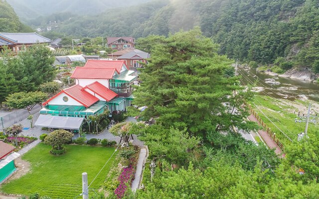 Wongju Pine Pension
