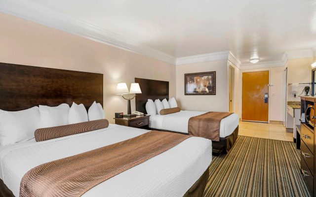 Best Western Liberty Inn
