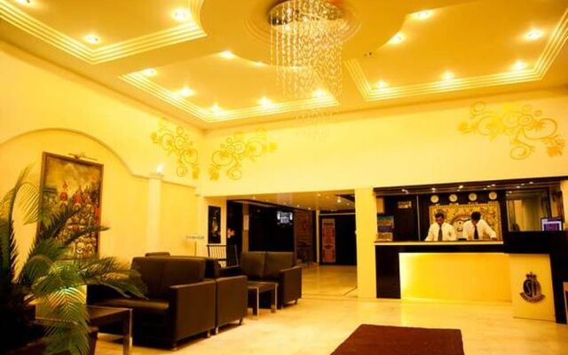 Hotel Sheela Towers
