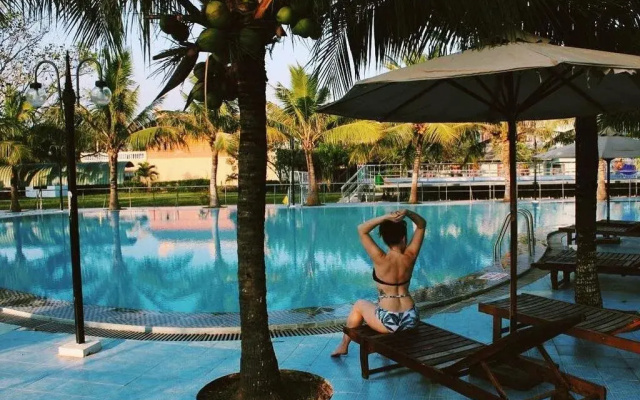 Ho May Resort