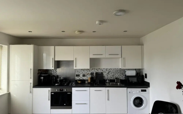 Inviting 2-bed Apartment in Bushey