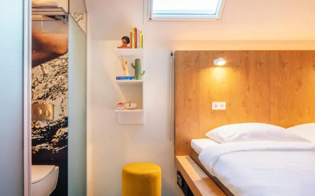 BUNK Hotel Amsterdam