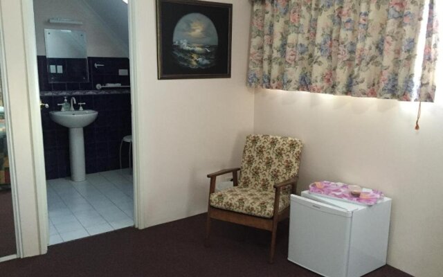Aarn House B&B Airport Accommodation