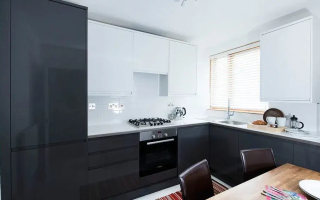 Wonderful 2BR Flat, With Private Garden