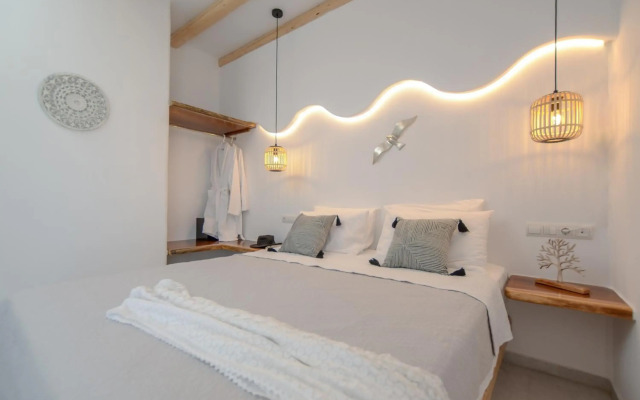 Birikos Hotel & Suites